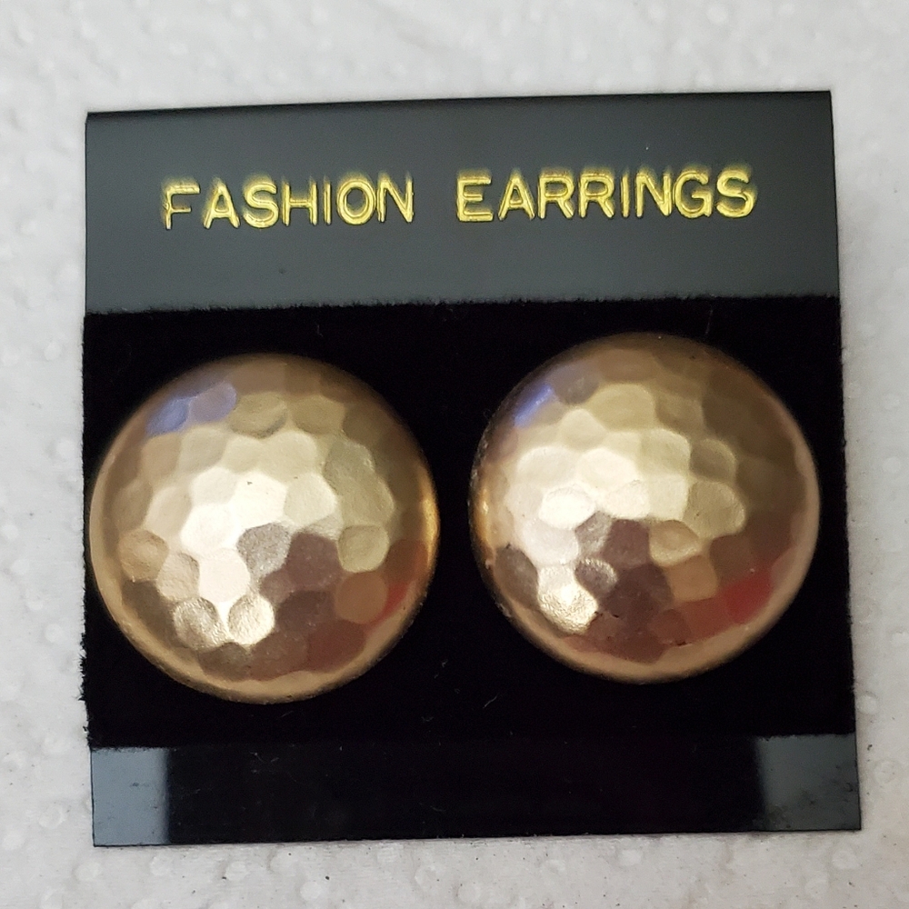 Goldtone Hammered Round Metal Dome Shape Earrings**Pierced**#2